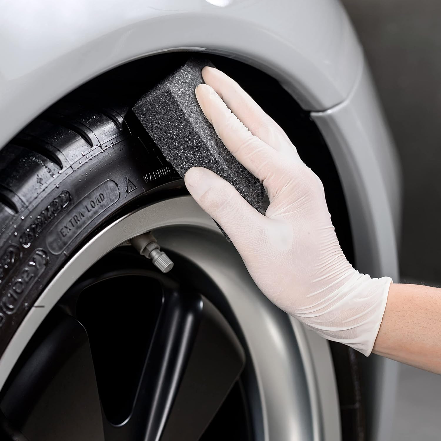 TIRE SHINE 500 ML - Renovador de Plásticos y Neumáticos - Imagen 7